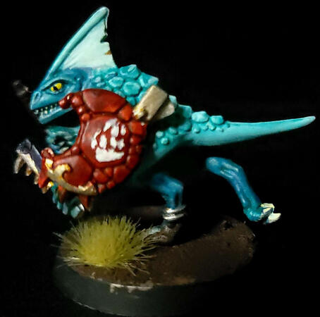 Tabletop Skink on Basic Base